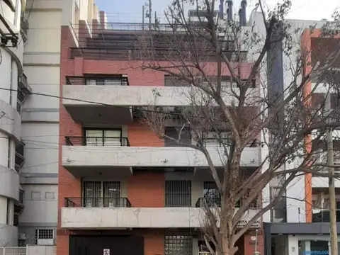 Cochera en General Paz