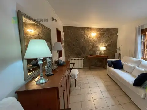 Casa en Venta en Manuel B Gonnet, USD 375.000