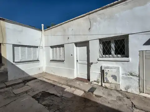 CASA EN VENTA 2 DORMITORIOS EN GODOY CRUZ CON TOUR VIRTUAL