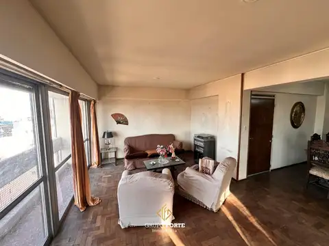 VENTA DE DEPARTAMENTO 3 DORMITORIOS CON COCHERA B° ALBERDI