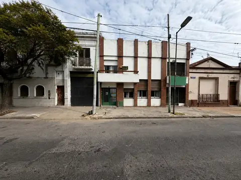 PH 1 Ambiente con Patio y Cocina Separada | La Plata