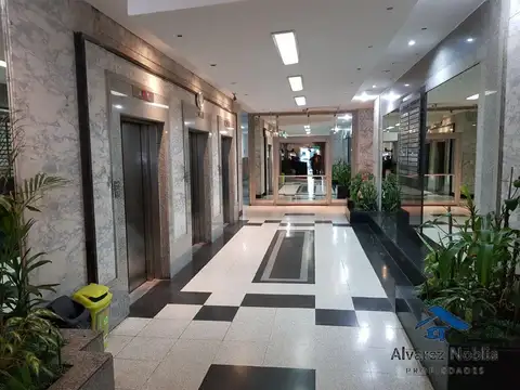 Oficina Monoambiente con 2 baños