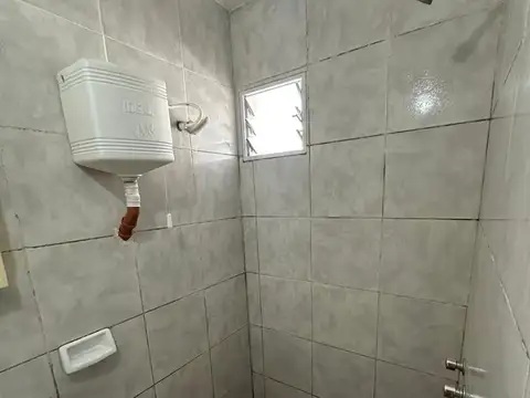 Depto Tipo Casa en Alquiler de Monoambiente