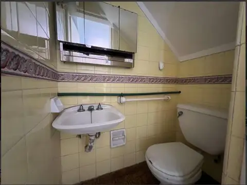 VENTA | TRÍPLEX 4 AMBIENTES CON TERRAZA – WILDE CE