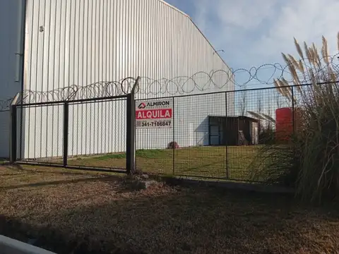 Alquiler | Galpón | 840 m² | Capitán Bermúdez | Barrio Residencial Terranova