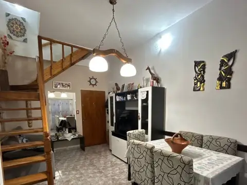 Elpidio González 4900