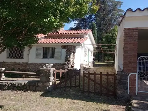 Venta Casa 2 dorm. Casa Grande