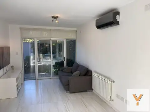 Casa en Alquiler en Manuel B Gonnet, $ 2.100.000