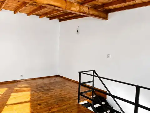 Depto Tipo Casa en Alquiler en Villa Adelina, $ 800.000