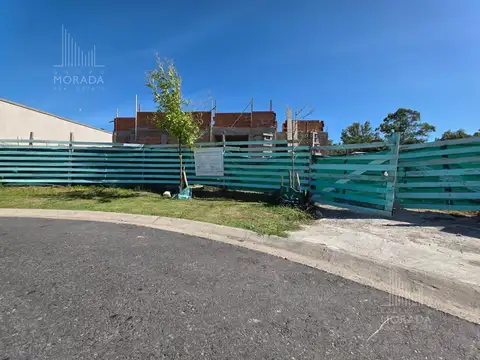 Casa en venta San Pablo Pilar 4 ambientes con pileta en contrucción