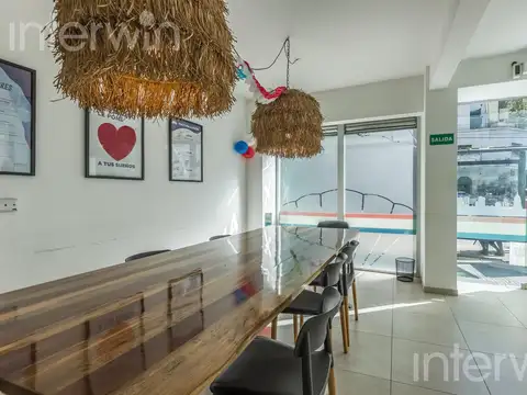 Local en Venta en Flores, USD 425.000