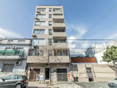 Monoambiente con Balcon en Venta - Dividido como 2 ambientes - Moderno - Boedo