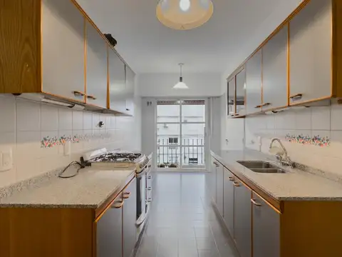 Departamento en Alquiler con 1 cocheras