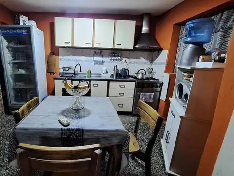 Casa en Alquiler en Villa Gobernador Galvez, $ 550.000
