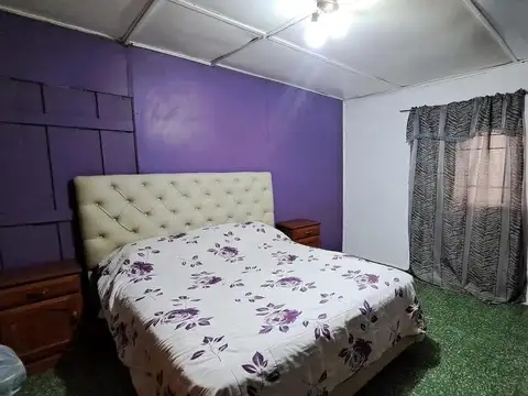 Casa en Alquiler con 1 cochera
