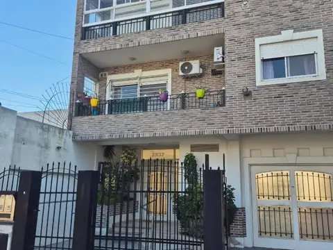 DEPARTAMENTO 3 AMB FTE CON BALCON Y COCHERA LANUS