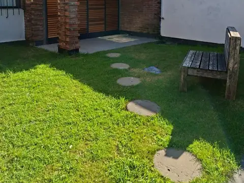 Casa en Alquiler de 3 dormitorios