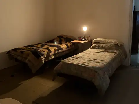 Depto Tipo Casa en Venta 70 años