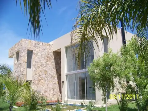 Casa  en Alquiler y Venta en Campo Grande, Pilar, G.B.A. Zona Norte