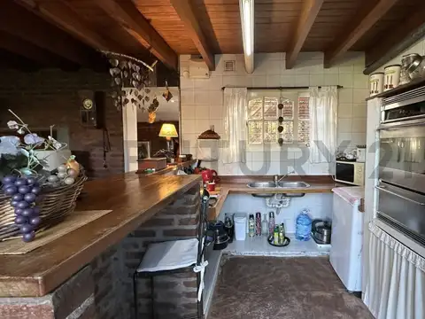 Casa en Venta en Manuel B Gonnet, USD 189.000