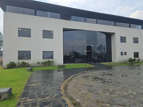 Oficina en Alquiler al Noroeste