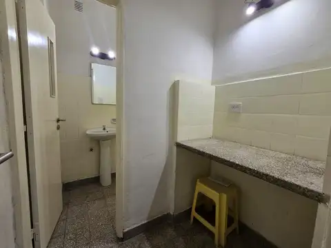 Local en Venta en Republica De La Sexta, USD 40.000