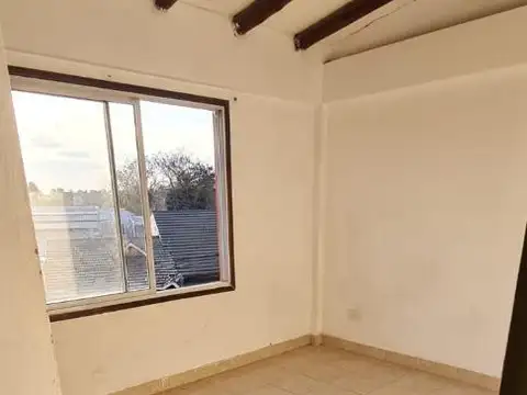 Duplex de 3 ambientes en alquiler en Pilar centro