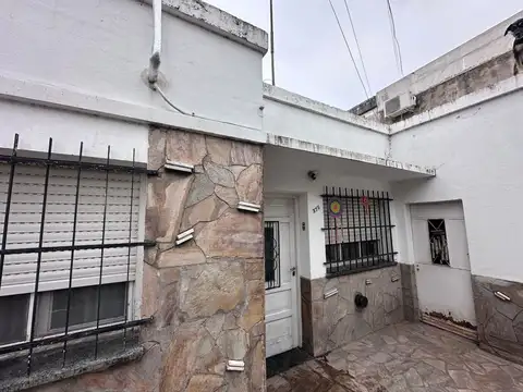 VENTA CASA 3 DORMITORIOS EN VILLA CONSTITUCIÓN