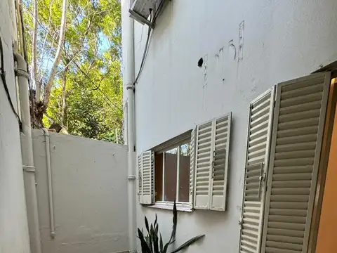 Depto Tipo Casa en Alquiler de 2 dormitorios