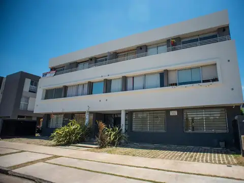 DEPARTAMENTO 2 AMBIENTES EN PARQUE LINEAL EN VENTA
