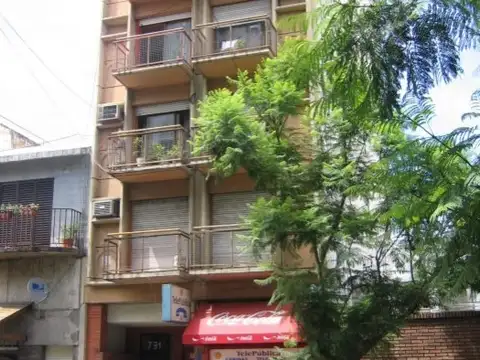 3 De Febrero 700, Piso 9