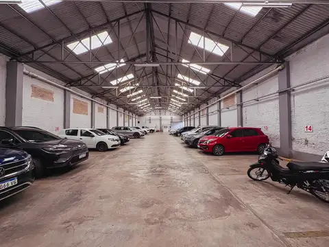 Estacionamiento con 35 cocheras en pleno centro - Inversión de renta múltiple