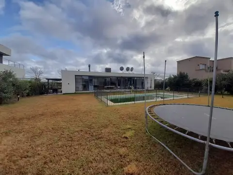 Casa 4 amb Country El Cantón Barrio Golf