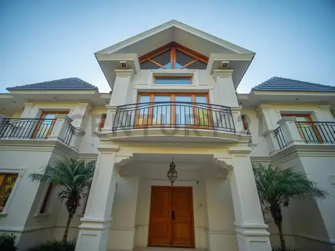 Casa en Alquiler de 5 dormitorios