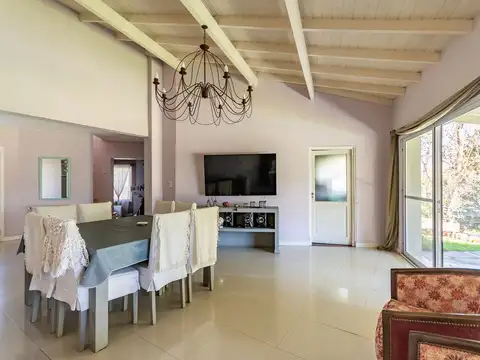 VENTA CASA PILAR DEL LAGO