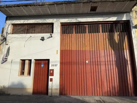 VENTA - GALPON CON OFICINA EN ALBERDI