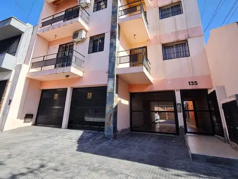 Departamento en alquiler c/ cochera en Godoy Cruz