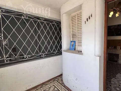 Depto Tipo Casa en Venta en Bernal Oeste, USD 49.000