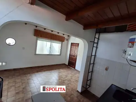 Depto Tipo Casa en Alquiler en Jose Leon Suarez, $ 430.000