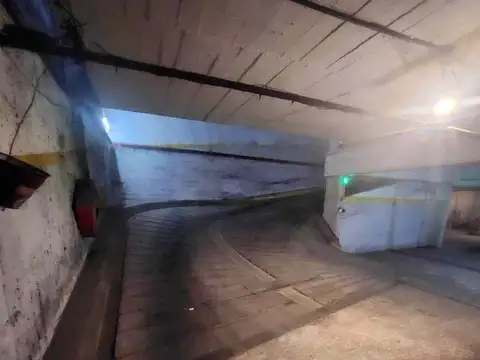 Cochera Fija en venta en Flores