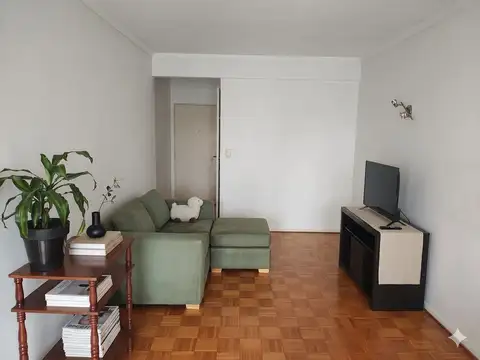 Avenida Hipólito Yrigoyen 2400