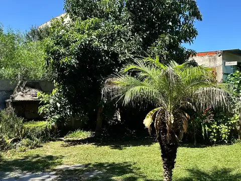 Casa en venta 3 ambientes 2 dormitorios Garín Escobar Apto crédito