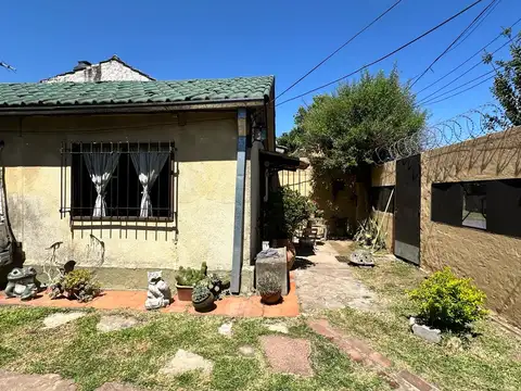 Casa en Venta en Garin, USD 65.000