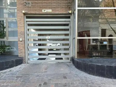 Cochera cubierta en venta-Barrio Martin-Se acepta vehículo e