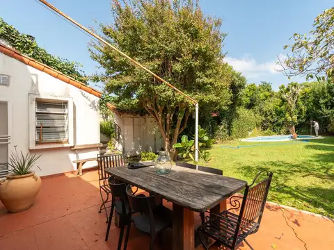 Casa en Venta con 5 cocheras