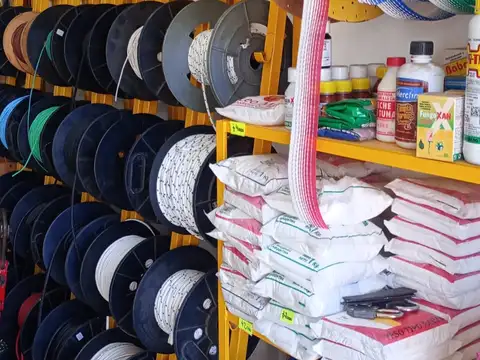 FONDO DE COMERCIO FERRETERIA EN VENTA