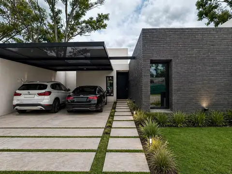Casa a estrenar 3 dormitorio en Nuevo MalagueñoApto créditoSeguridad