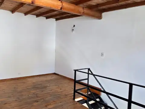 Depto Tipo Casa en Alquiler en Villa Adelina, $ 600.000