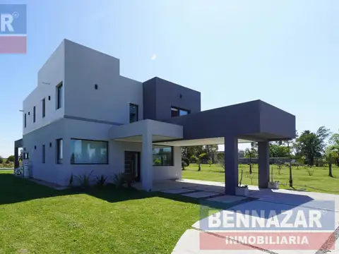 Venta Casa 4 ambientes en San Vicente - Barrio los Aromos