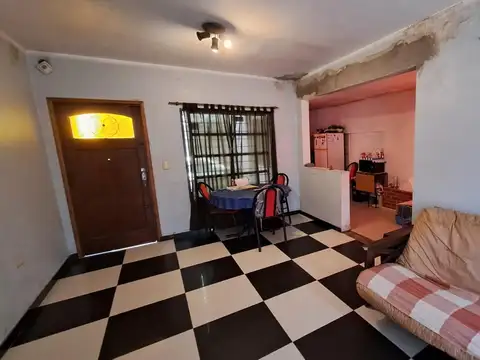 Depto Tipo Casa en Venta de 4 ambientes